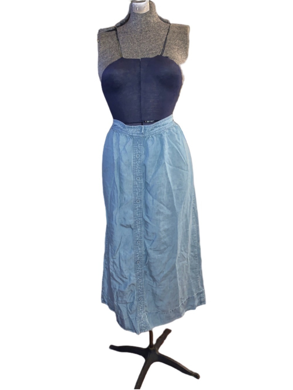 “Amanda Green” women's Vintage jean look long skirt medium tag blue